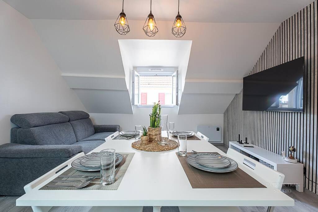 7 Personnes Pres De & Paris Apartment *